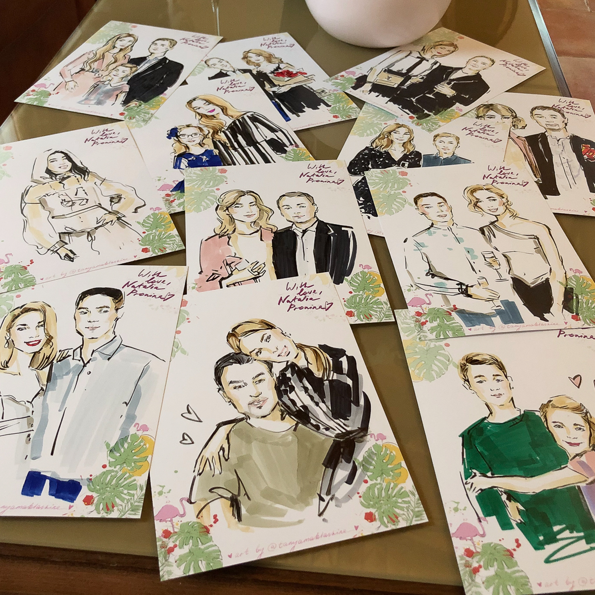 Владимирский иллюстратор Таня Маклашина, работающая на топовых мероприятиях, с крутыми бутиками и журналами, рассказала о популярном направлении своей работы. Один портрет = пять минут. Гости Премии «Ключ-Медиа 2019» были в восторге!