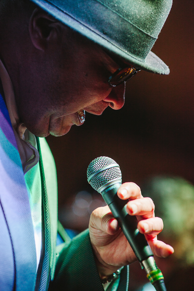 В первый день весны во Владимире с успехом выступил американский джазовый и блюзовый певец, сын непревзойденной Эллы Фицджеральд - Рэй Браун-младший