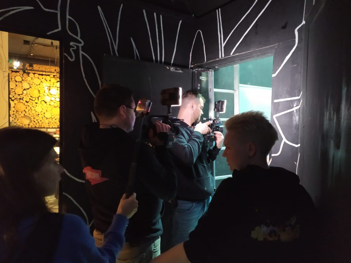 В эфире будет горькая правда или постановка? Поговорили с персоналом «отревизорренных» заведений и все выяснили