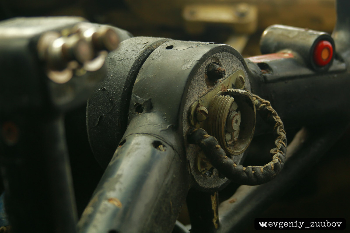 Владимирец пробрался на свалку самолетов и вертолетов. Необычное собрание разбитой техники, оказывается, расположено во Владимирской области