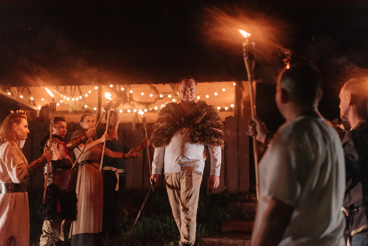 Мы пообщались с тремя владимирскими парами, которые устроили себе праздник любви, реализовав все самые тайные киноманские желания