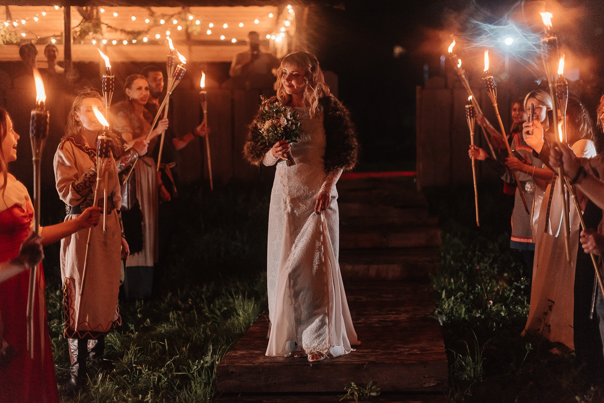 Мы пообщались с тремя владимирскими парами, которые устроили себе праздник любви, реализовав все самые тайные киноманские желания