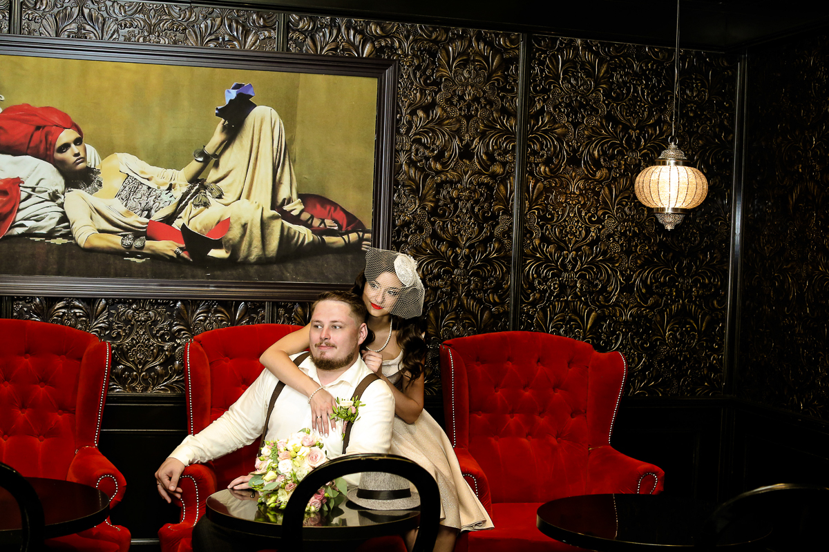 Мы пообщались с тремя владимирскими парами, которые устроили себе праздник любви, реализовав все самые тайные киноманские желания