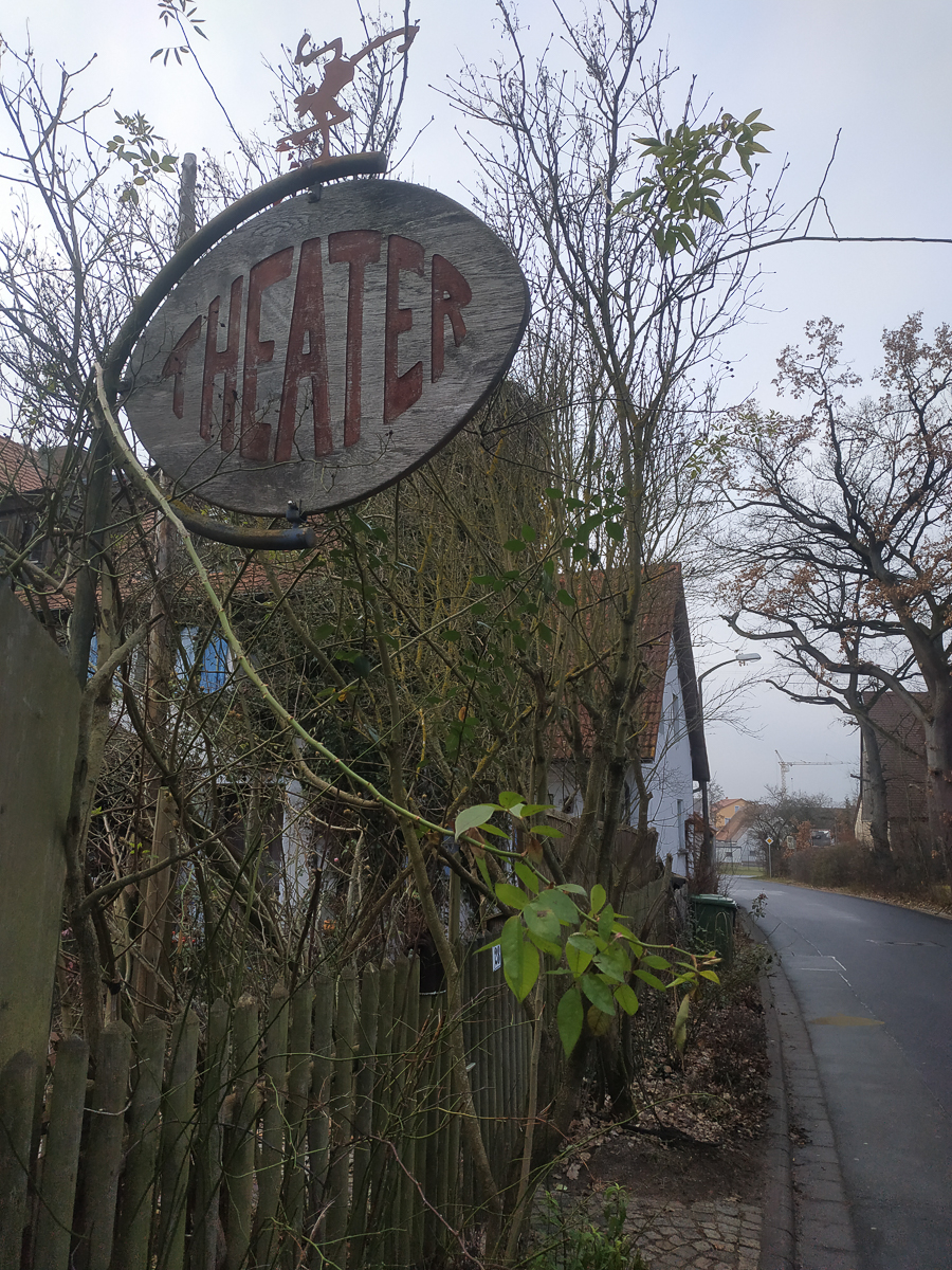 Ирина Пономарева поделилась новостями о своем проекте «Сказки из чемодана». Недавно она вернулась из Германии