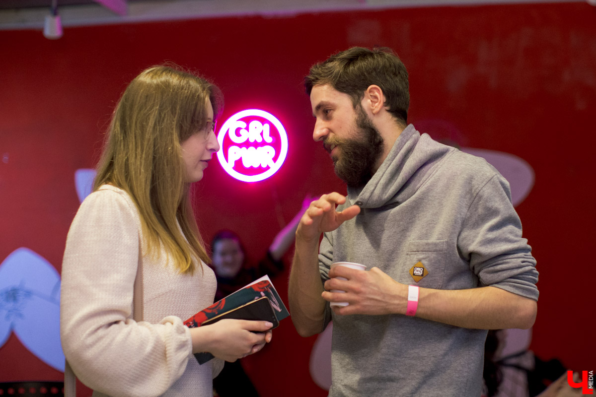 Первая встреча феминисток в нашем городе. Как это было, о чем девчонки (и не только!) разговаривали и когда уже появится местное комьюнити?