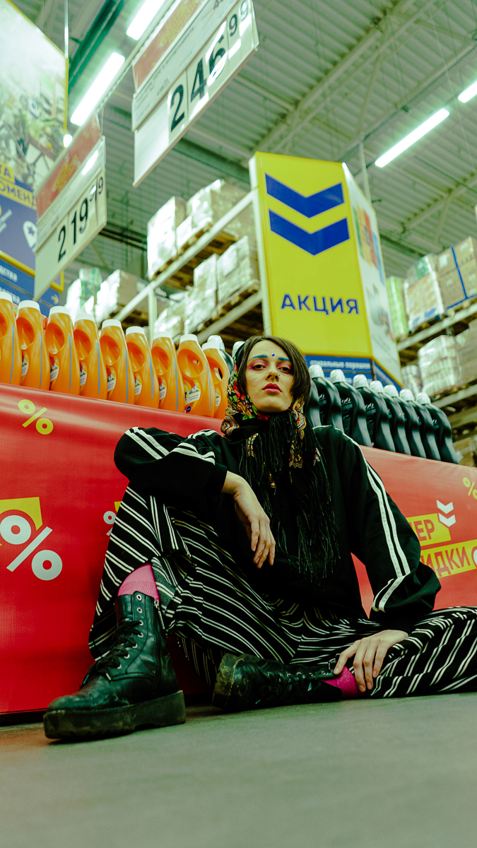 Весну владимирцы встречают по-разному. Подобрали для вас несколько фэшн-фотосессий, заряжающих на творчество.