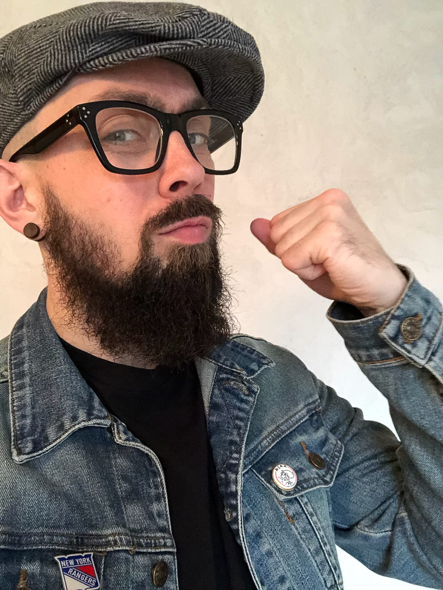 8 марта во Владимире прогремел концерт панк-рок-группы «Кис-Кис», которая стремительно завоевывает популярность, набирая миллионы просмотров на YouTube. Жители города остались в восторге от перформанса женского бэнда