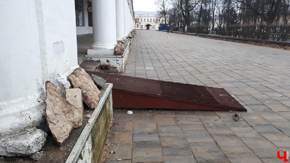 Фотообзор: как выглядит «Суздаль. Зарядье. Активация» весной 2020 года. Проблемы с реализацией проекта стоимостью 50 миллионов рублей