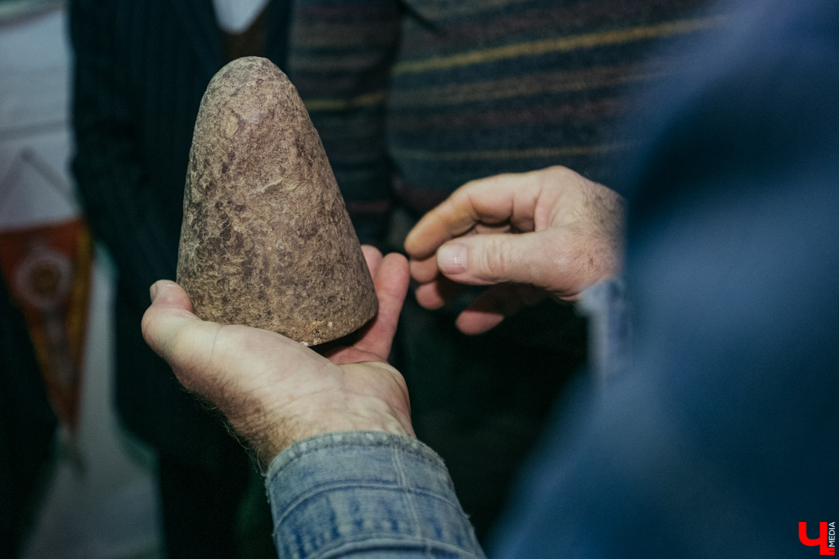 Алексей Сорокин и Юрий Никитин провели для нас необычную экскурсию по Боголюбову. Мы изучили прошлое, настоящее и будущее древнего населенного пункта