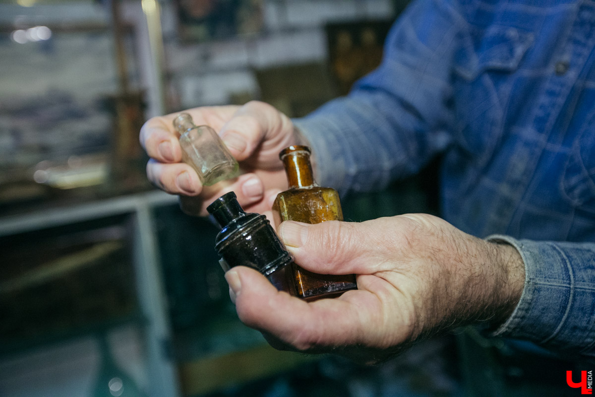 Алексей Сорокин и Юрий Никитин провели для нас необычную экскурсию по Боголюбову. Мы изучили прошлое, настоящее и будущее древнего населенного пункта