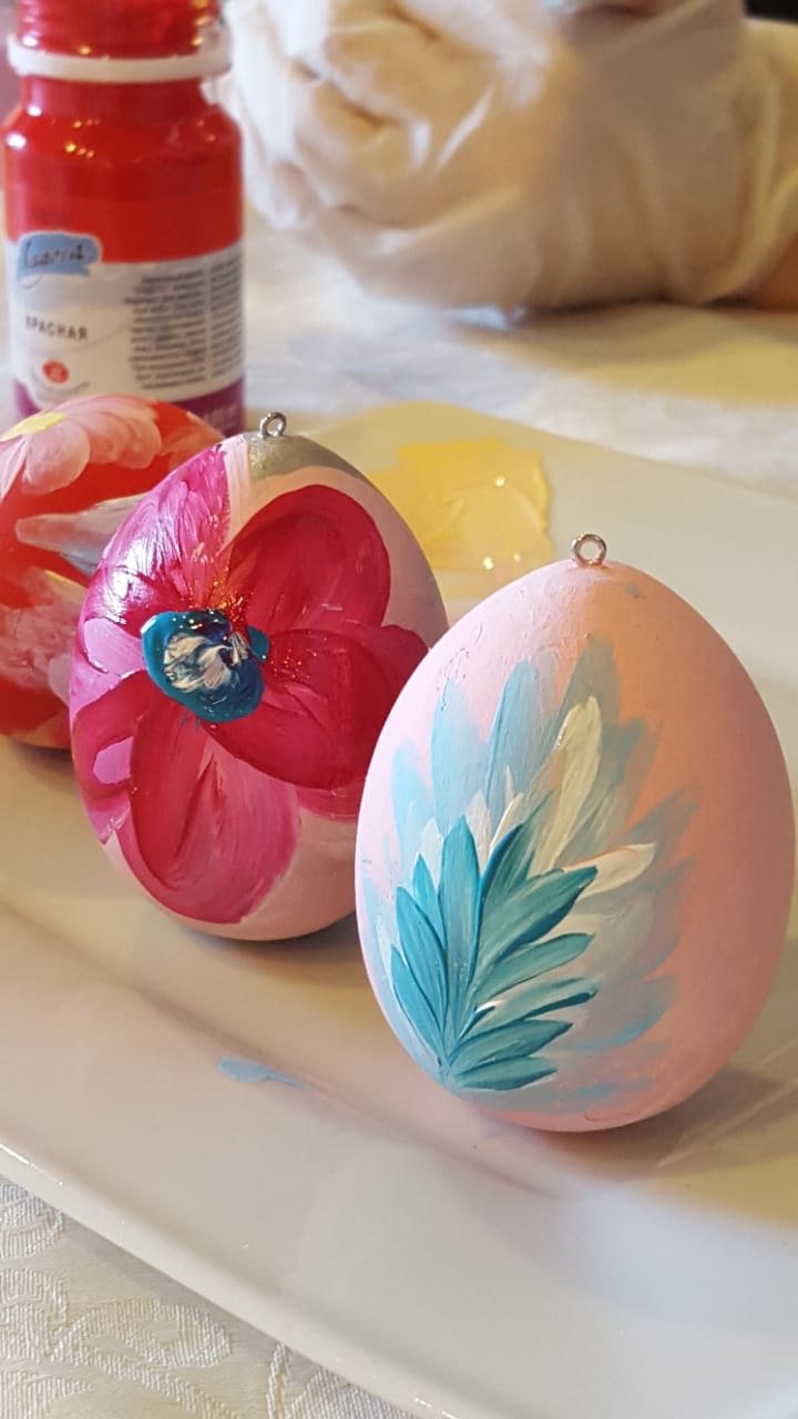 Во Владимире появится «Пасхальное дерево» - женский баскетбольный клуб «Владимирские львицы» предлагает жителям города раскрасить одну из 10 тысяч деревянных заготовок в форме яйца и внести лепту в создание арт-объекта на смотровой площадке у Успенского собора.