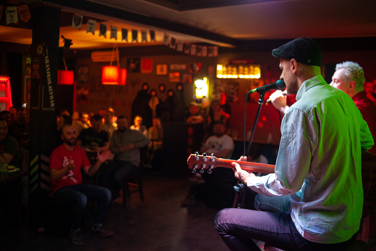 9 марта во Владимире состоялся один из самых ярких и безбашенных концертов этой весны. И «виноваты» в этом музыканты группы «Тараканы!» Дмитрий Спирин и Дмитрий Кежватов