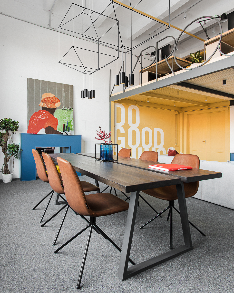 Офис, в котором хочется жить и работать. Дизайнеры студии «VM Project» рассказали, как превратить голые стены в фотозону и радоваться каждому рабочему дню