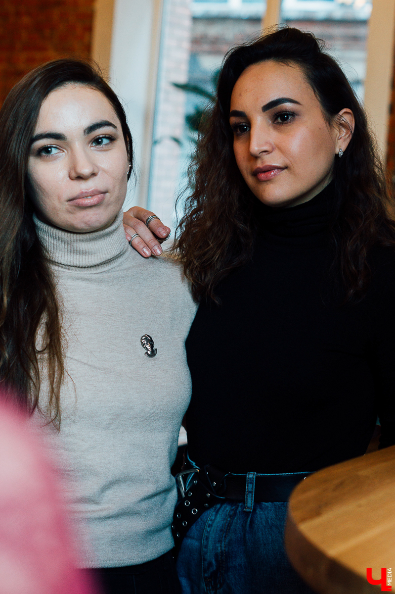 Альтернатива для тех, кому наскучили «Tinder», «Badoo» и прочие свап-мэтч схемы. Живые пятиминутные знакомства, оказывается, среди владимирцев популярны. А вы бы осмелились?