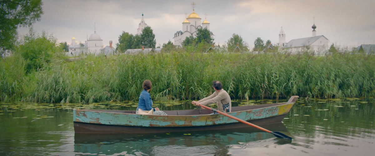 В марте 2020 года вышел фильм «Золотое кольцо». Часть сцен комедии снимали в Суздале. Мы посмотрели кино и делимся впечатлениями