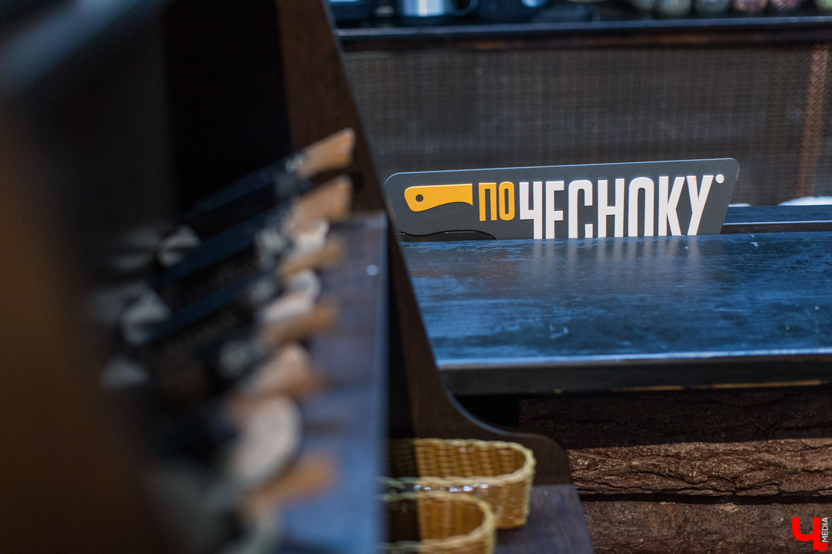 С приходом коронавируса в Россию регионы адаптируются к новому образу жизни. Во Владимире, например, ввели “режим повышенной готовности”, и теперь каждый выживает в нем, как может. Мы выяснили, что происходит в каждой сфере города в период пандемии