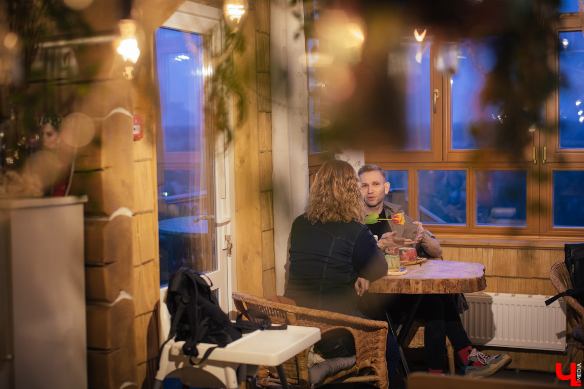 Олег Юрьевич — директор по развитию Gen87. Мы пообщались с ним о работе, бьюти-сфере и личном