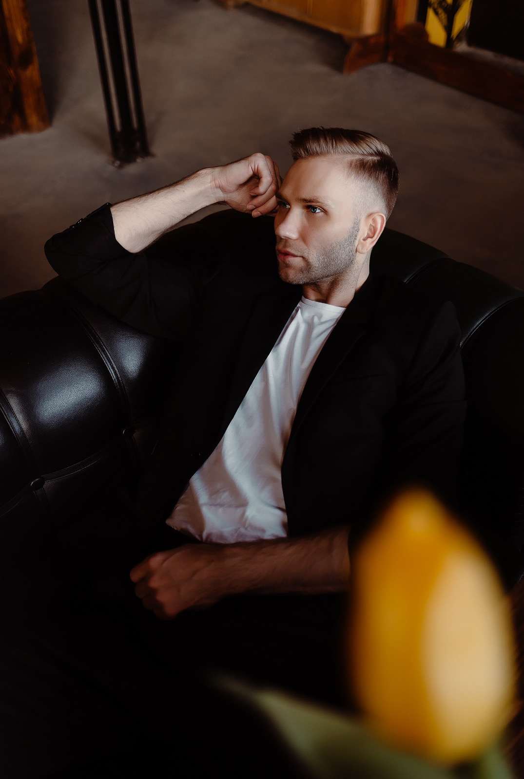 Олег Юрьевич — директор по развитию Gen87. Мы пообщались с ним о работе, бьюти-сфере и личном