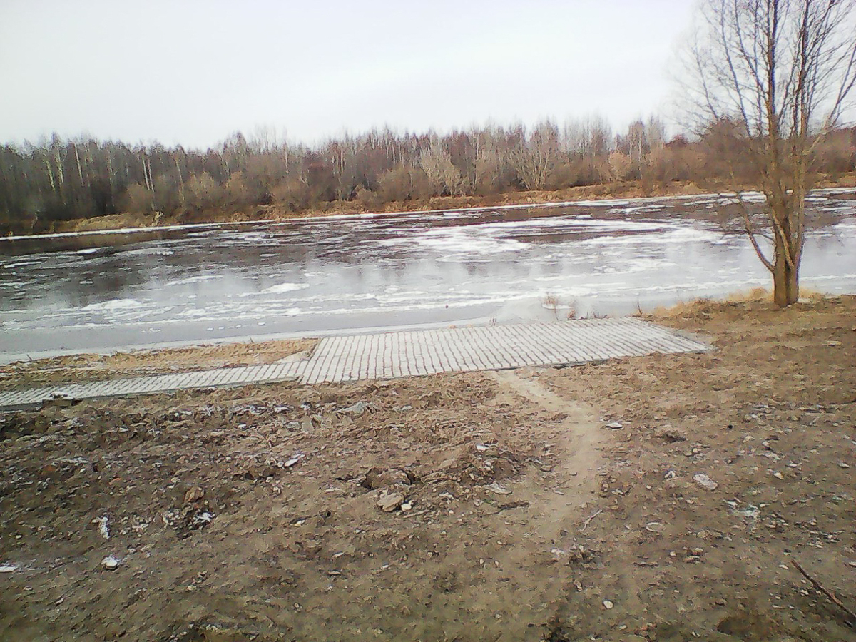 В Гороховце заканчивают строительство набережной. А вот обновление парка затягивается