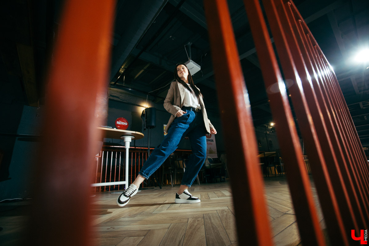 Владимирская танцовщица Вера Поповиченко рассказала о своей любви к пиджакам, минималистичным аксессуарам и oversize-вещам