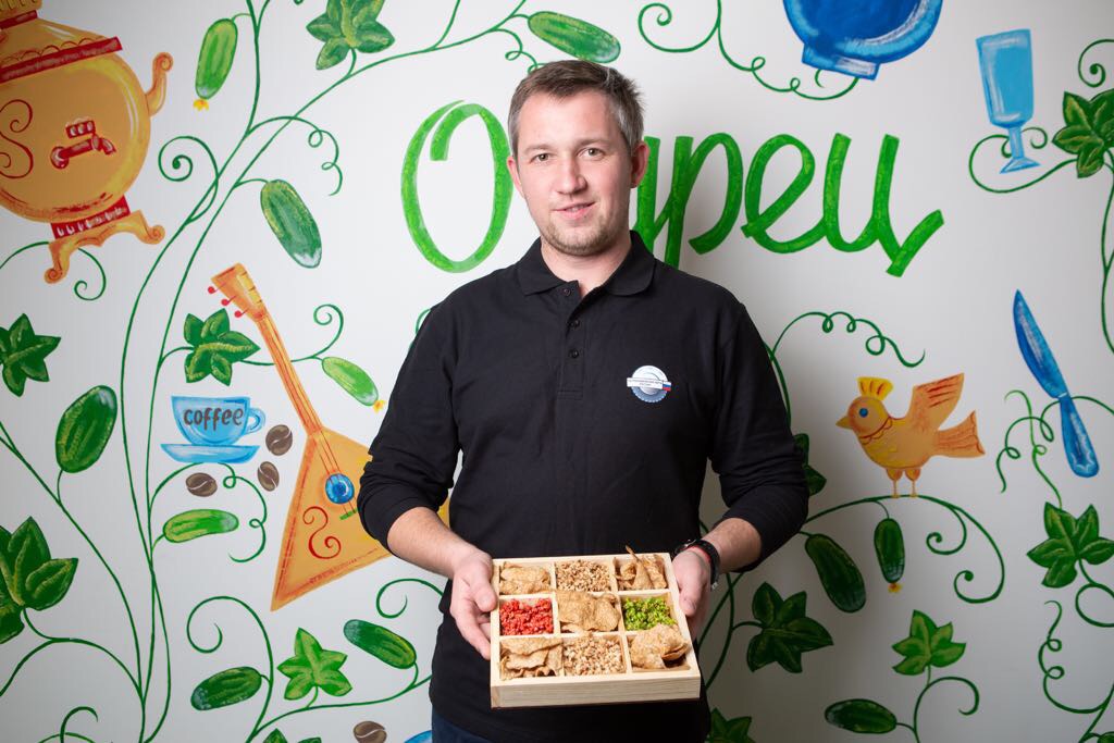 Ну, что, запаслись гречкой на год вперед? А что из нее делать-то будете? Если стандартные блюда уже не котируются, предлагаем вам обзор оригинальных рецептов