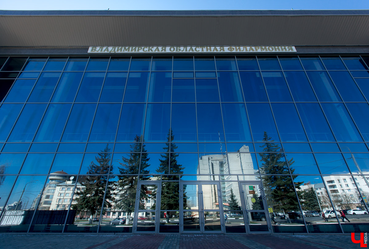 Владимирские учреждения культуры закрыты, но продолжают работать онлайн. Трансляции, соцсети и электронные базы - вот что может нас развлечь в ближайшие дни