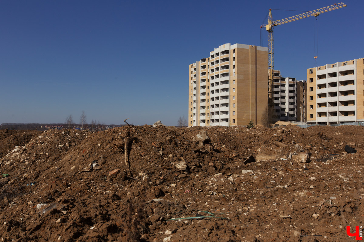 А правда, что в Веризино всегда дует сильный ветер и пахнет кормом для животных? И вообще, каково жить за Пекинкой? Отвечаем на самые животрепещущие вопросы, связанные с относительно новым микрорайоном