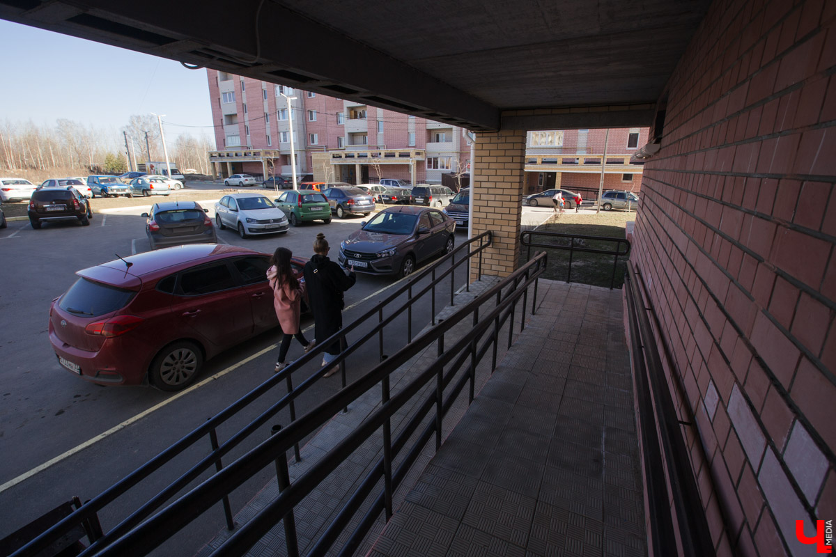 А правда, что в Веризино всегда дует сильный ветер и пахнет кормом для животных? И вообще, каково жить за Пекинкой? Отвечаем на самые животрепещущие вопросы, связанные с относительно новым микрорайоном