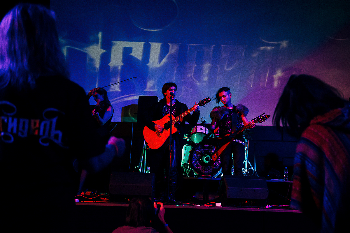 Несмотря ни на что, владимирские музыканты продолжают радовать горожан своим творчеством и совсем не скучают