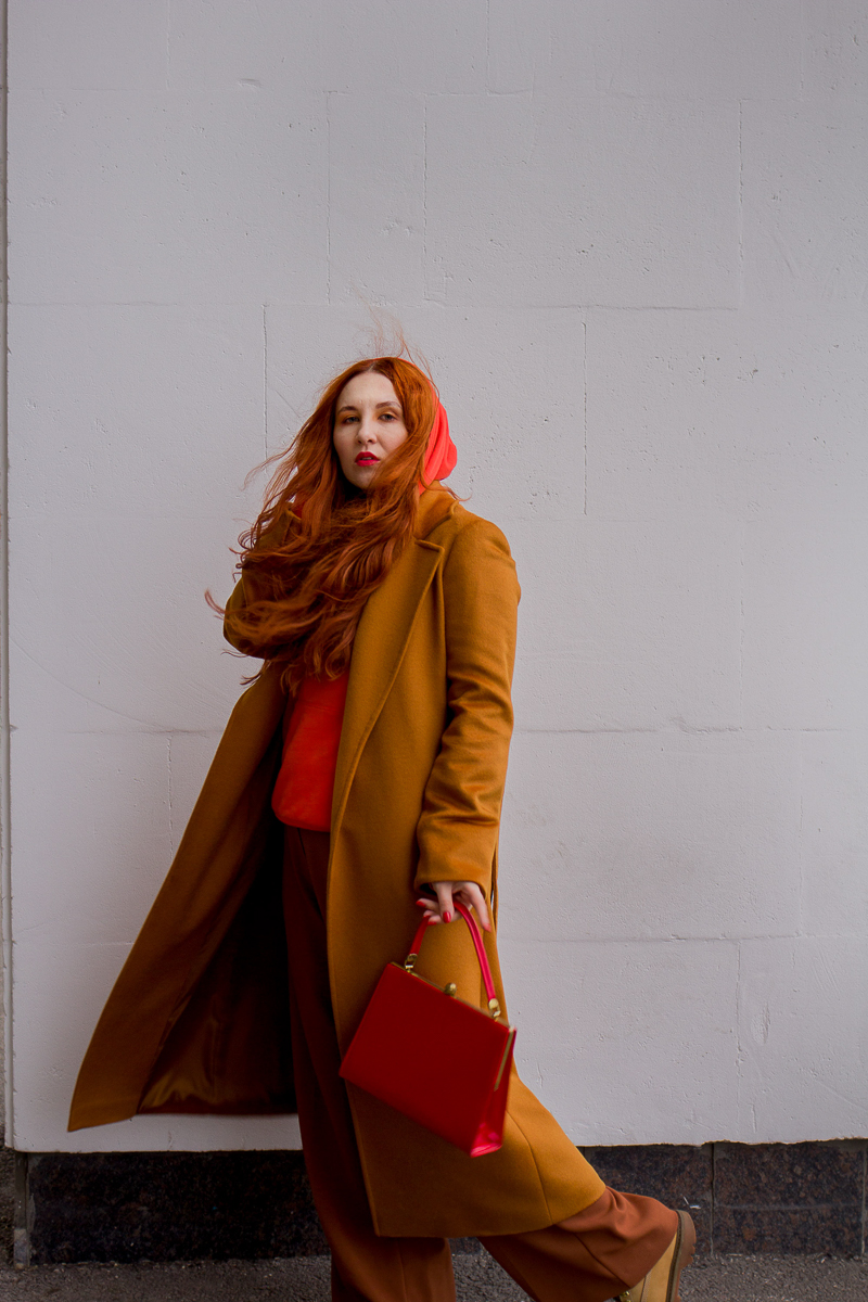 У Станимиры Алёшиной сформировался стиль, неотъемлемый от образа жизни имиджмейкера и автора - творческий, яркий, нетривиальный