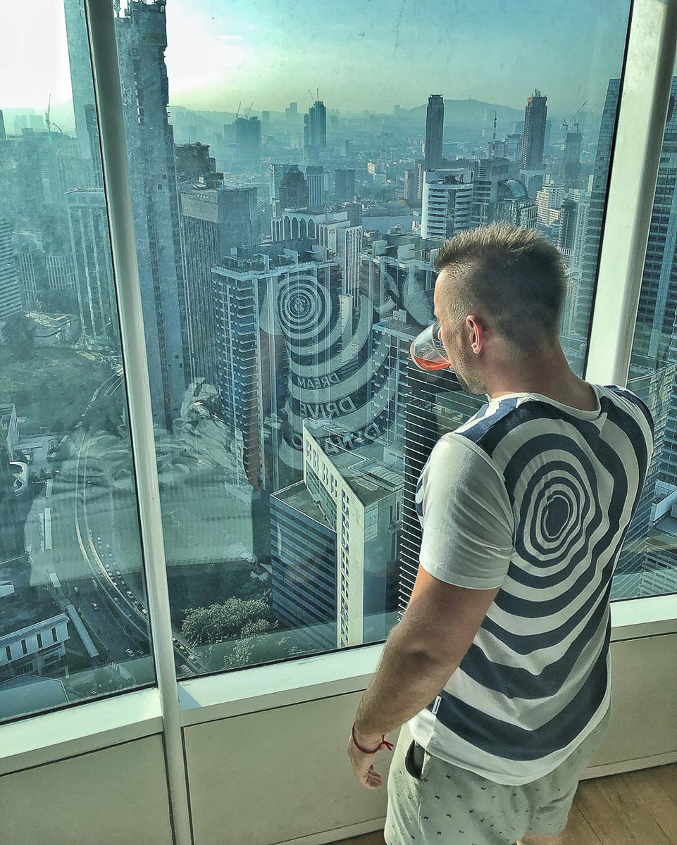 Не надо паники! Здесь танцы, готовка, тренировки, мастер-классы, уборки и все-все-все