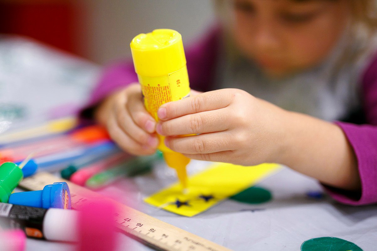 Разнообразить режим самоизоляции не выходя из дома для владимирцев проще простого. Достаточно воспользоваться афишей онлайн-мероприятий и выбрать понравившееся