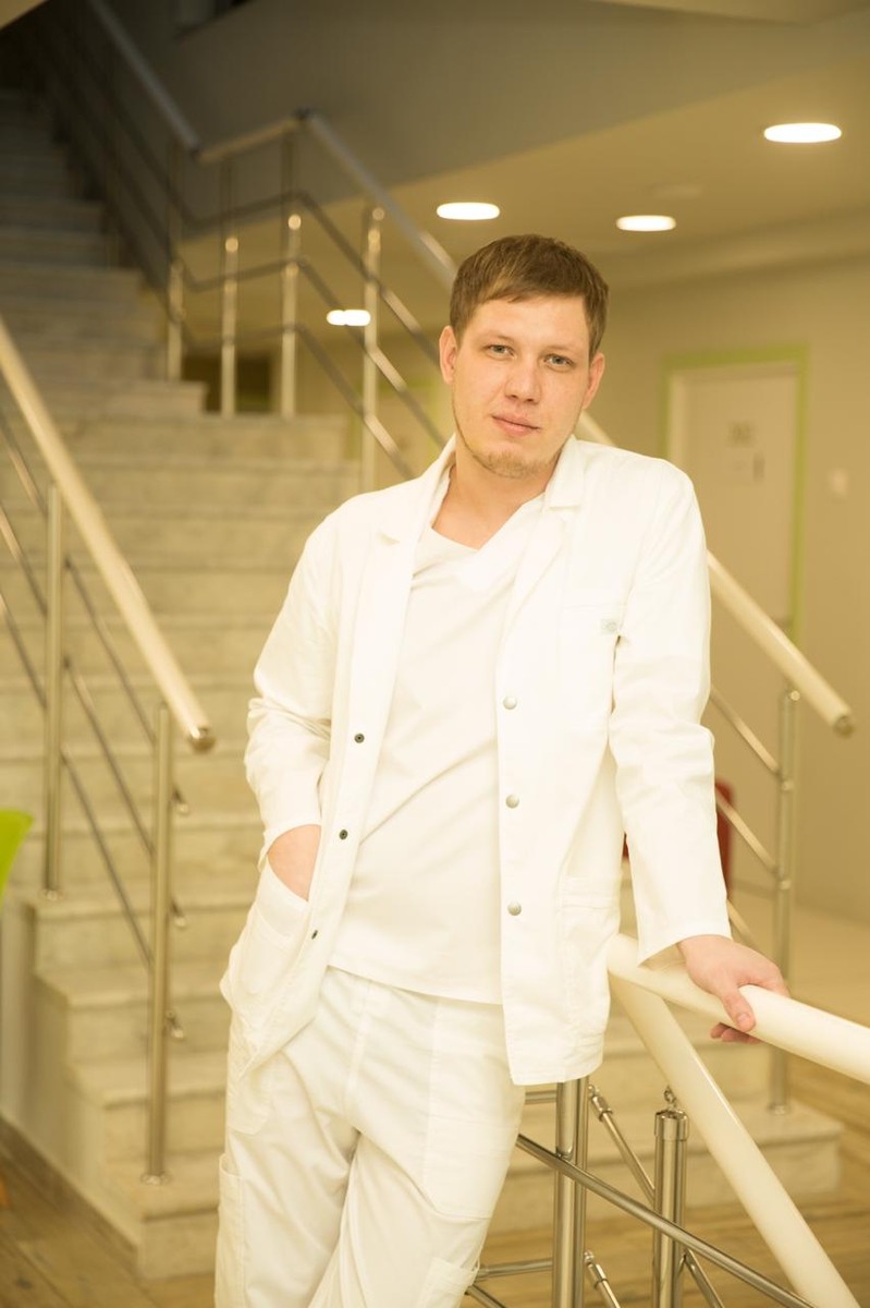 Требует ли красота жертв? Обсудили с пластическим хирургом Алексеем Филатовым бьюти-тренды и их побочные эффекты