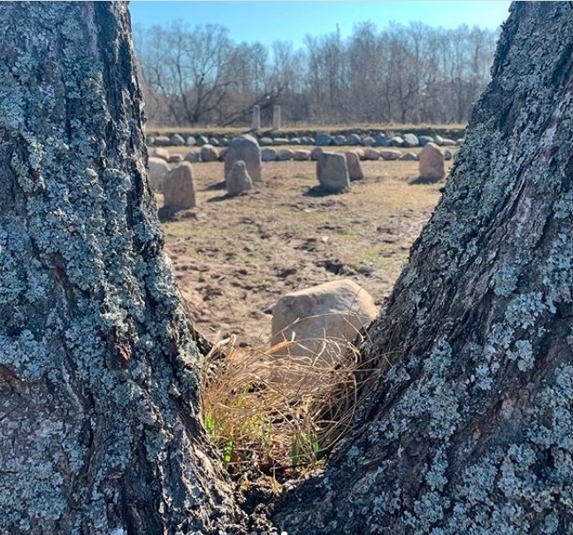 В Киржаче за 5 лет появилось более 20 новых локаций. Самая “свежая” - “Музей ледниковых камней”, которая открылась 4 апреля. Мы пообщались с автором глобального плана привлечения туристов в город - меценатом Евгением Федоровым