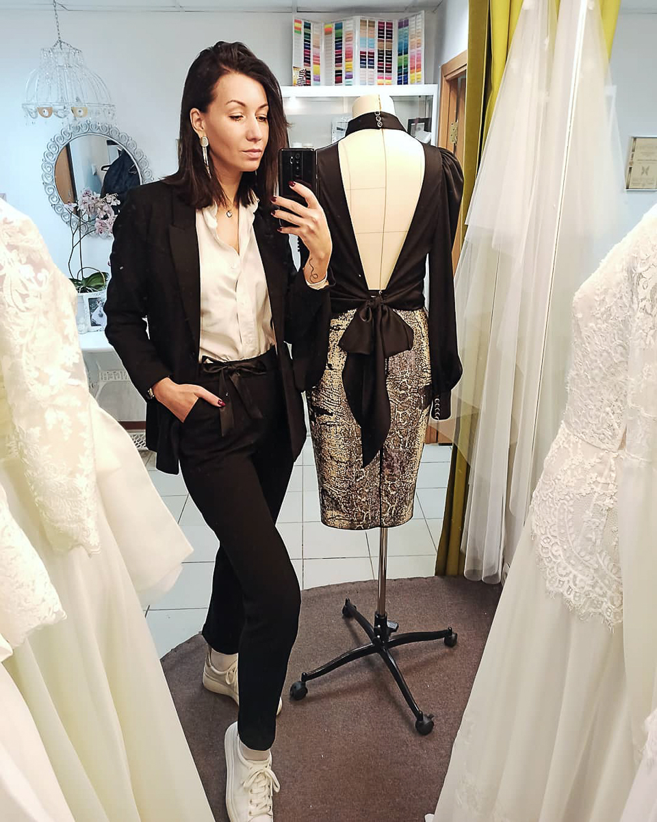 Красоте жертвы не нужны, что доказывает тренд на хэнд-мэйд маски. Разбираемся, безопасны они или же просто эффектны