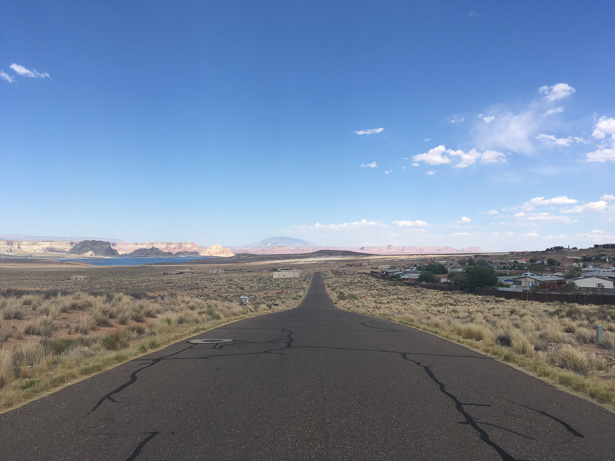 Роман Левандовский с 2015 года живет и учится за границей. Побывал на Северном Кипре, в Канаде, США и Колумбии. Мы попросили его сравнить зарубежные города с родным Владимиром