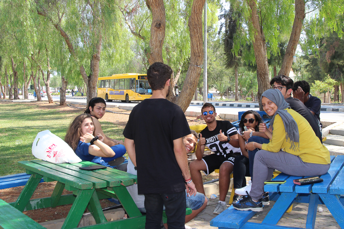 Роман Левандовский с 2015 года живет и учится за границей. Побывал на Северном Кипре, в Канаде, США и Колумбии. Мы попросили его сравнить зарубежные города с родным Владимиром