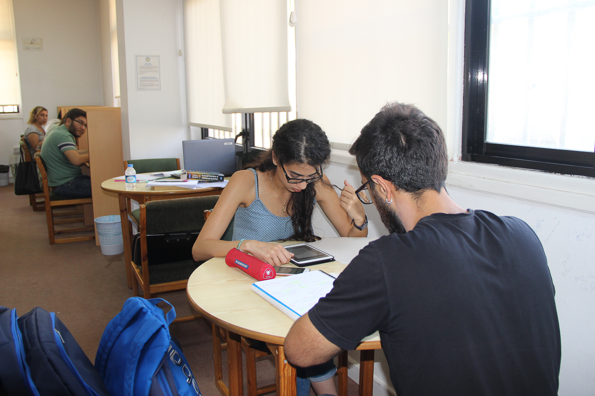 Роман Левандовский с 2015 года живет и учится за границей. Побывал на Северном Кипре, в Канаде, США и Колумбии. Мы попросили его сравнить зарубежные города с родным Владимиром