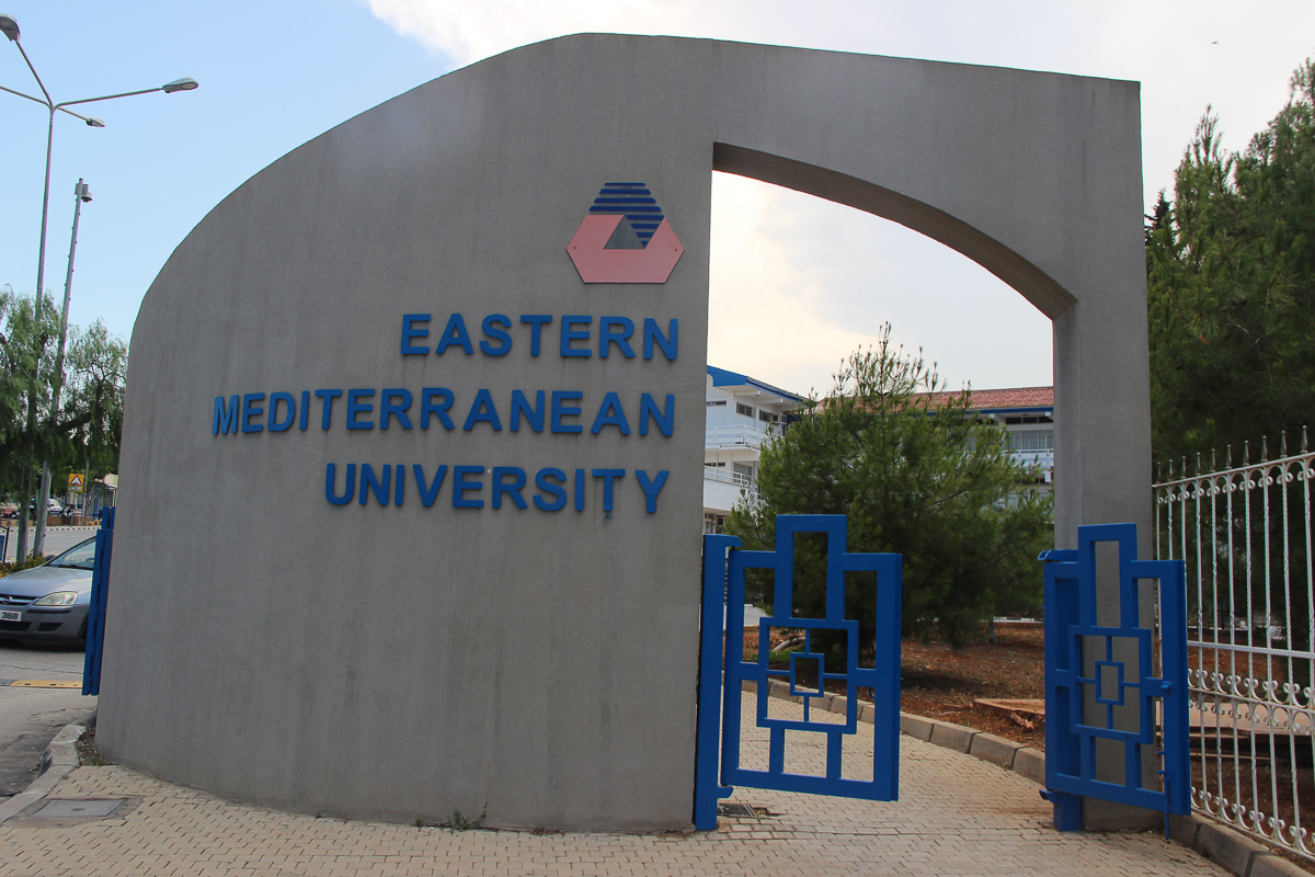 Роман Левандовский с 2015 года живет и учится за границей. Побывал на Северном Кипре, в Канаде, США и Колумбии. Мы попросили его сравнить зарубежные города с родным Владимиром