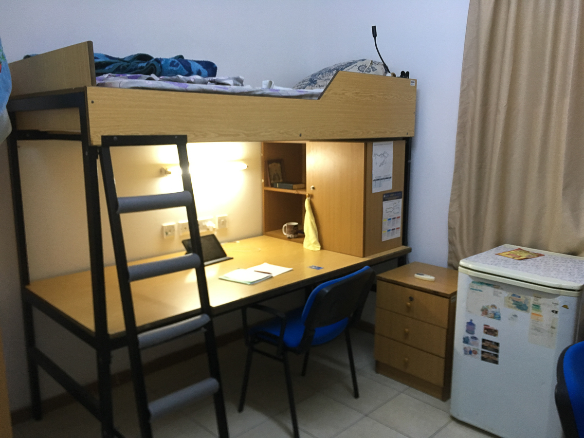 Роман Левандовский с 2015 года живет и учится за границей. Побывал на Северном Кипре, в Канаде, США и Колумбии. Мы попросили его сравнить зарубежные города с родным Владимиром