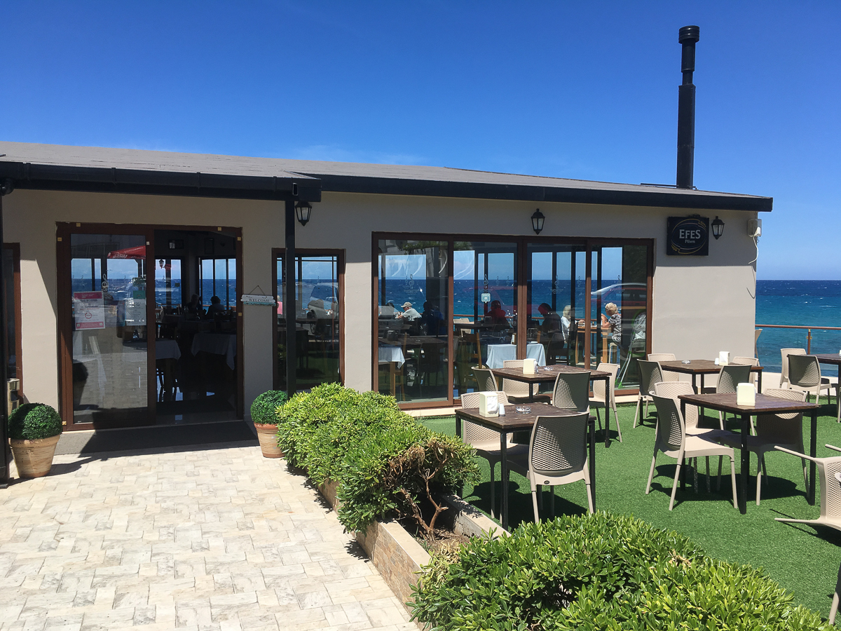 Роман Левандовский с 2015 года живет и учится за границей. Побывал на Северном Кипре, в Канаде, США и Колумбии. Мы попросили его сравнить зарубежные города с родным Владимиром