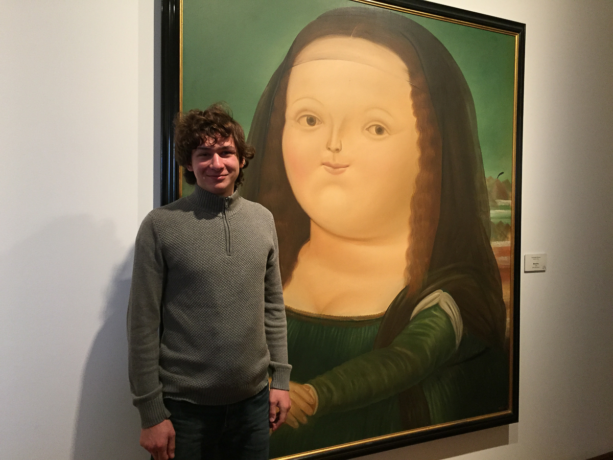 Роман Левандовский с 2015 года живет и учится за границей. Побывал на Северном Кипре, в Канаде, США и Колумбии. Мы попросили его сравнить зарубежные города с родным Владимиром