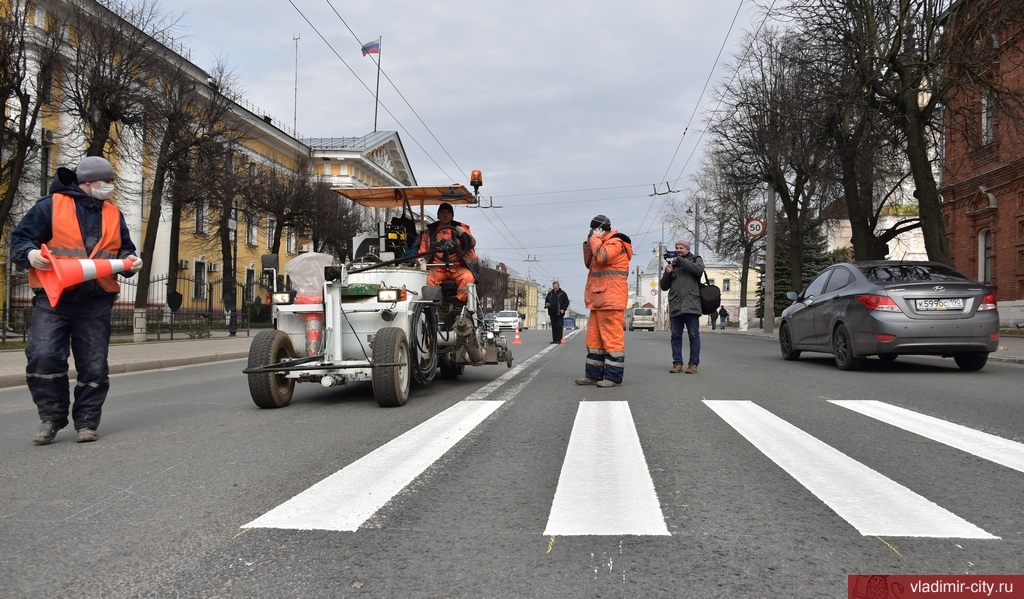Поезда отменяют, пригородные маршруты тоже. Но есть и позитивные новости
