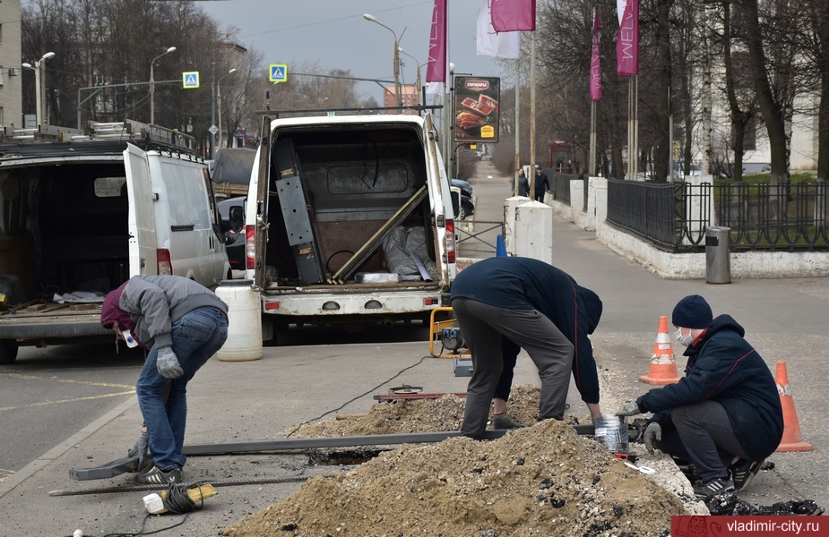 Поезда отменяют, пригородные маршруты тоже. Но есть и позитивные новости