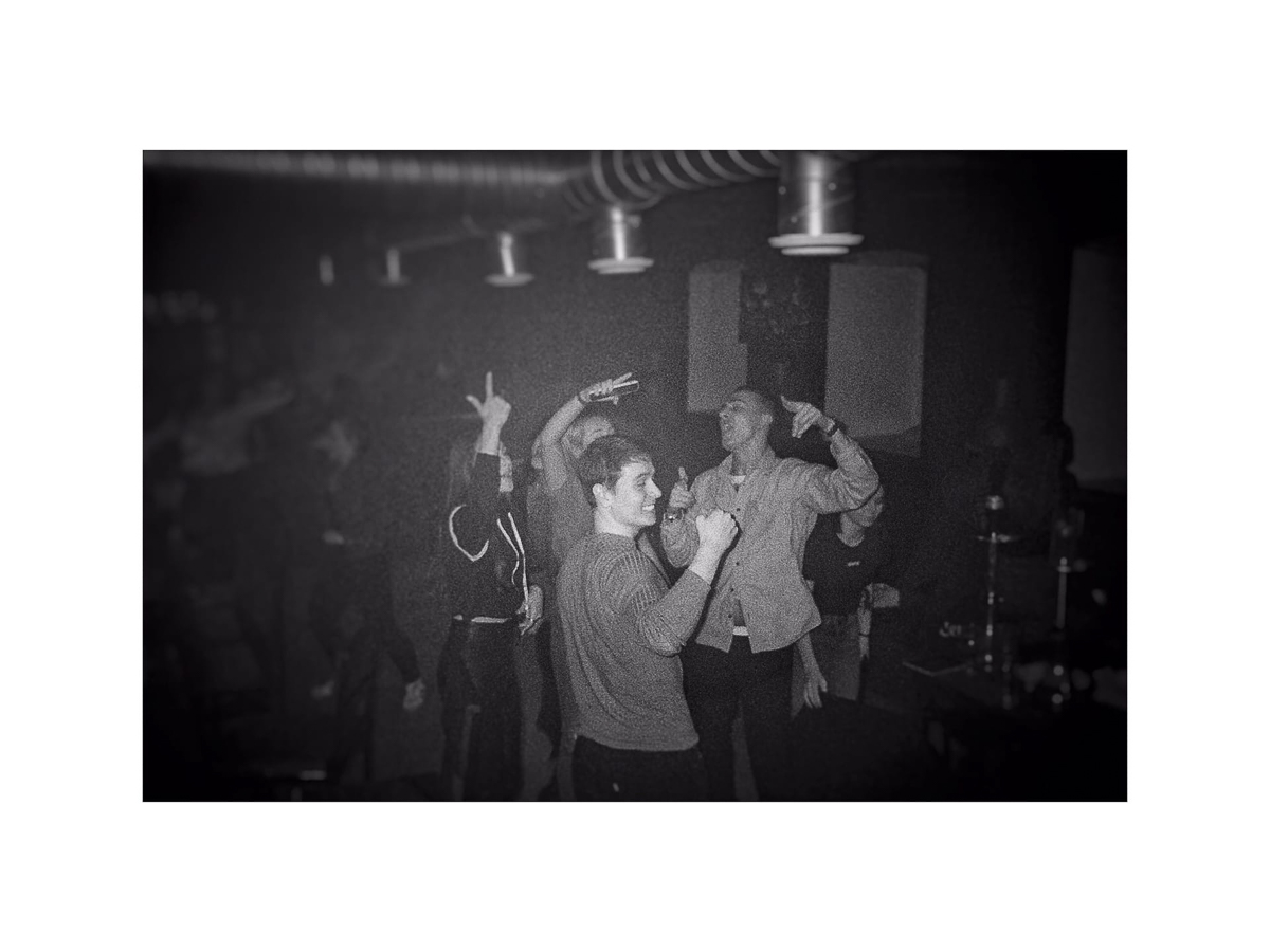 «Олимпусы», «инстаксы», «ФЭДы», «Зениты» в технических особенностях, ценах и ламповых фотографиях от молодых-горячих талантливых владимирцев