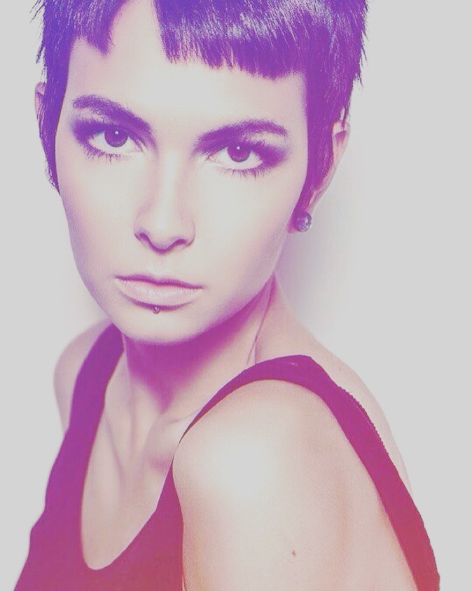 Галина Фомина, героиня шоу «Рогов в городе», съемки которого состоялись в Суздале, рассказывает о спортивном детстве, дружбе с пацанами и модельной карьере