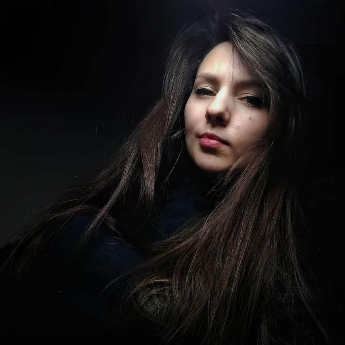 Таня Аграновская и Маша Жесткова занимаются декорированием посуды полимерной глиной уже не первый год. Две мастерицы, два разных подхода, одна техника. А что по душе вам, реализм или ми-ми-мизм?