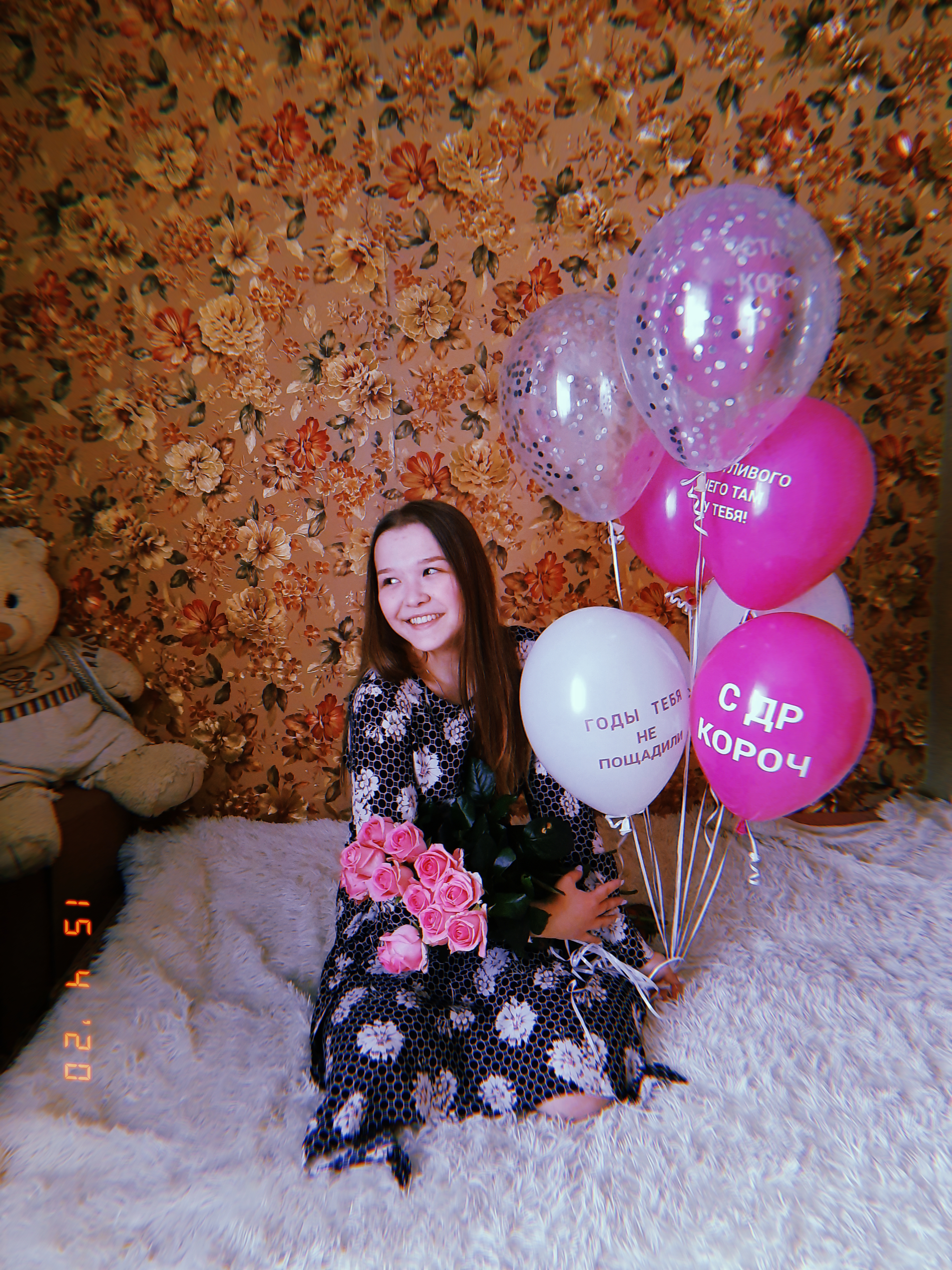 Истории ведущего Сергея Нестерова, стилиста Анны Буянкиной, дизайнера Андрея Перескокова, моделей Екатерины Крыловой и Анастасии Лобковой о праздновании дня рождения в режиме самоизоляции