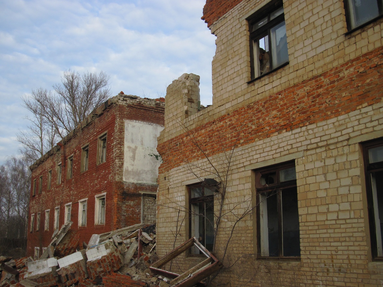 Вязниковец Игорь Федотов показал, как сейчас выглядит заброшенный завод в поселке Никологоры