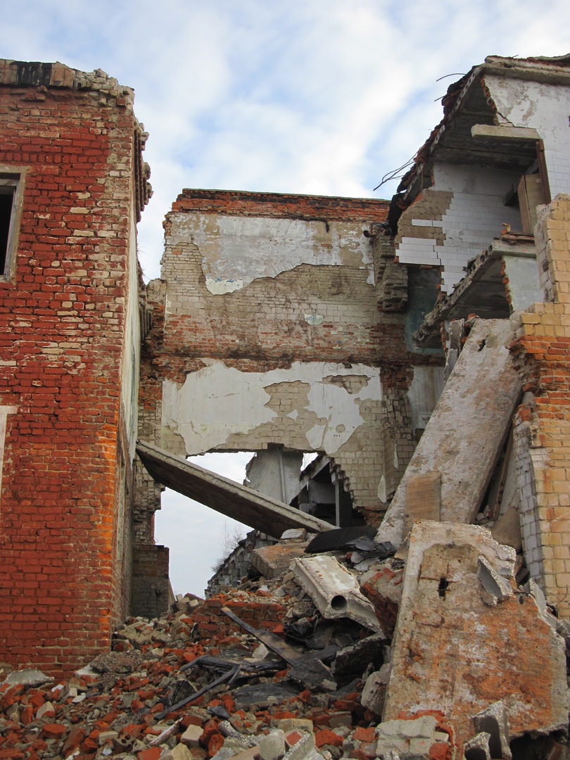 Вязниковец Игорь Федотов показал, как сейчас выглядит заброшенный завод в поселке Никологоры